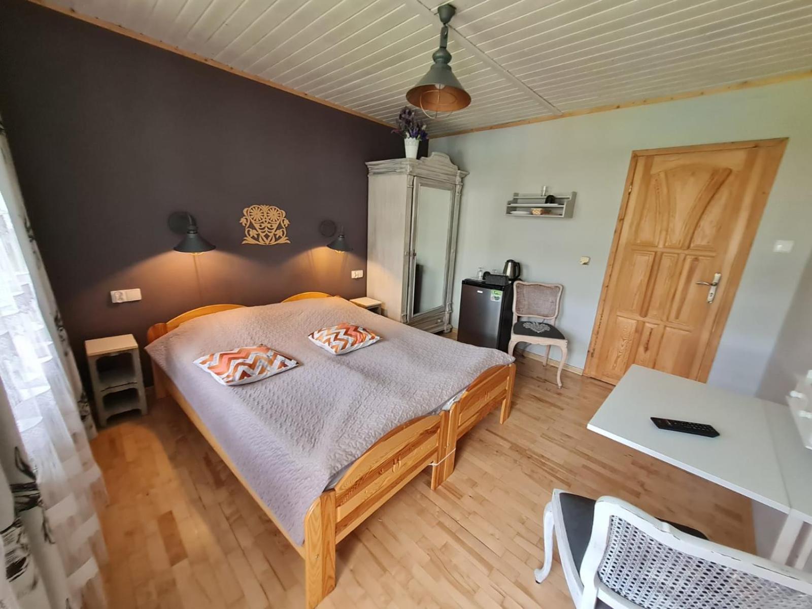 Koliba Nad Bialka Czarna Gora Bed & Breakfast Exterior photo